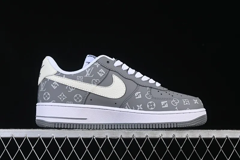 All categories Nk Air Force 1 Air Force series Nk Air Force 1 Low Air Force low-top Nike Air Force 1'07 Low joint gray and white print Air Force 1 low-top casual sneakers NH0601-575